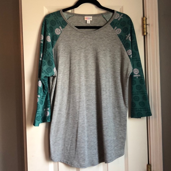 Gently worn XL LuLaRoe Randy Shirt - Picture 3 of 7